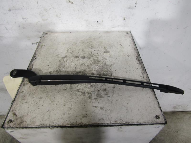 Braccio tergicristallo anteriore sinistro AUDI A6 2 PHASE 1 Diésel - 1