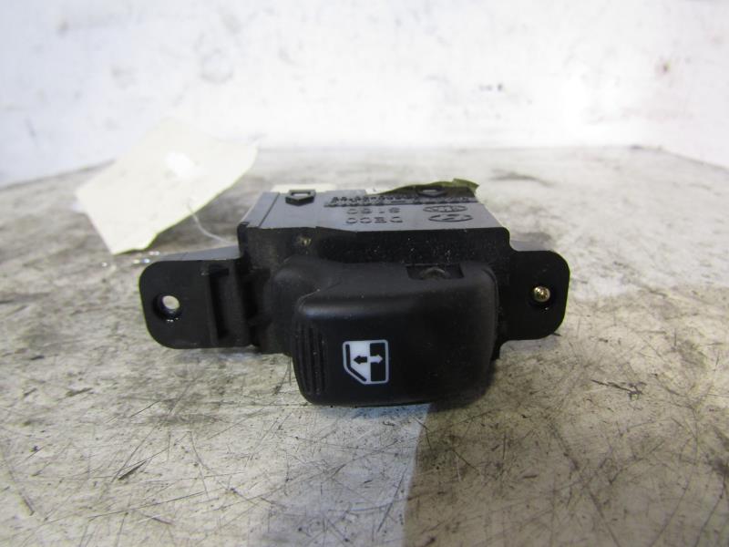 Interruttore lavacristalli posteriore destro HYUNDAI SANTA FE 1 Diésel - 1