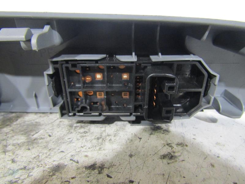 Interruttore lavacristalli posteriore sinistro DAIHATSU SIRION 2 Gasolina - 1