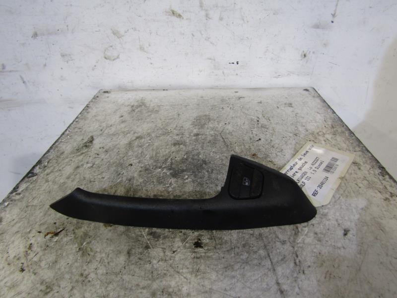 Interruttore lavacristalli posteriore sinistro VOLKSWAGEN GOLF 3 Diésel - 1