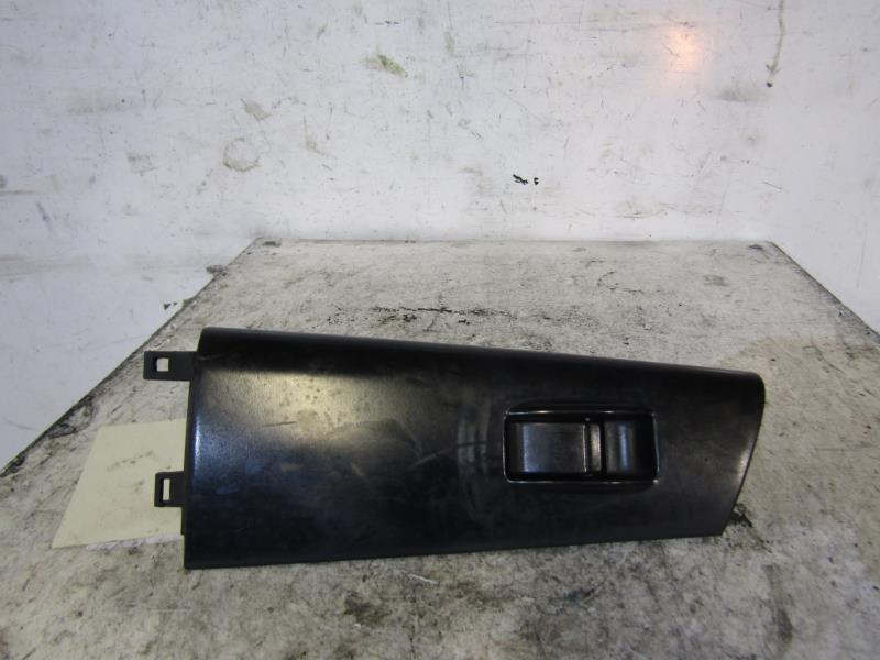 Interruttore lavacristalli anteriore destro TOYOTA COROLLA 10 PHASE 2 Diésel - 1