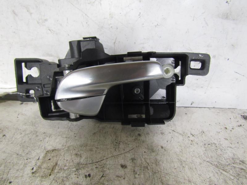 Maniglia interna posteriore destra FORD MONDEO 3 PHASE 1 Diésel - 1