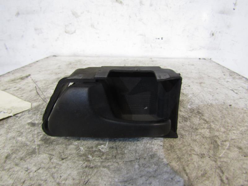 Maniglia interna posteriore sinistra VOLKSWAGEN GOLF 3 Diésel - 1