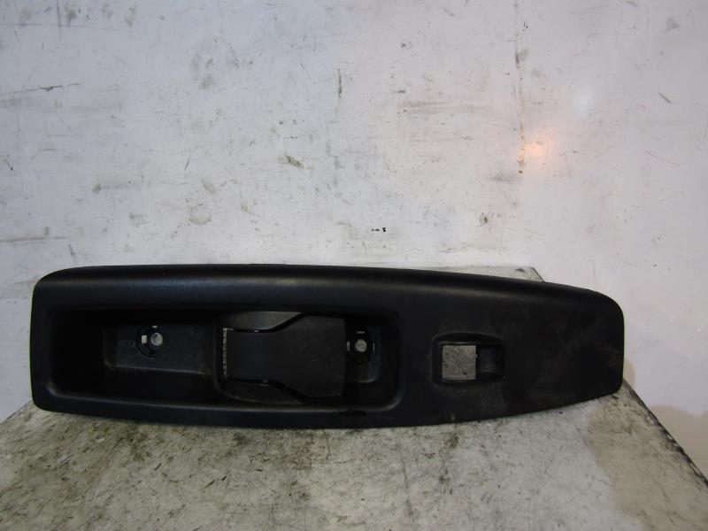 Poignee interieur avant droit OPEL COMBO D Diesel - 1
