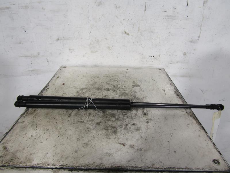 Verin de coffre AUDI A4 2 AVANT PHASE 1 BREAK Diesel - 1