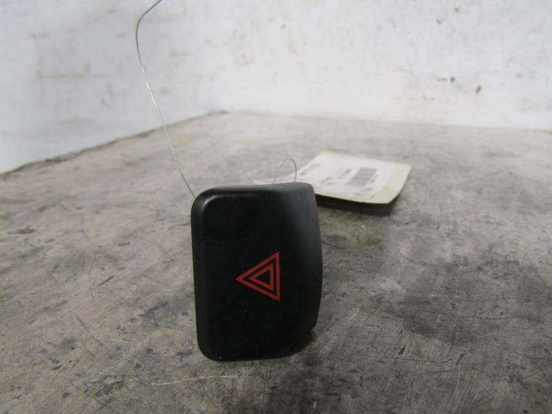 Bouton de warning NISSAN NOTE 1 PHASE 1 Diesel - 1