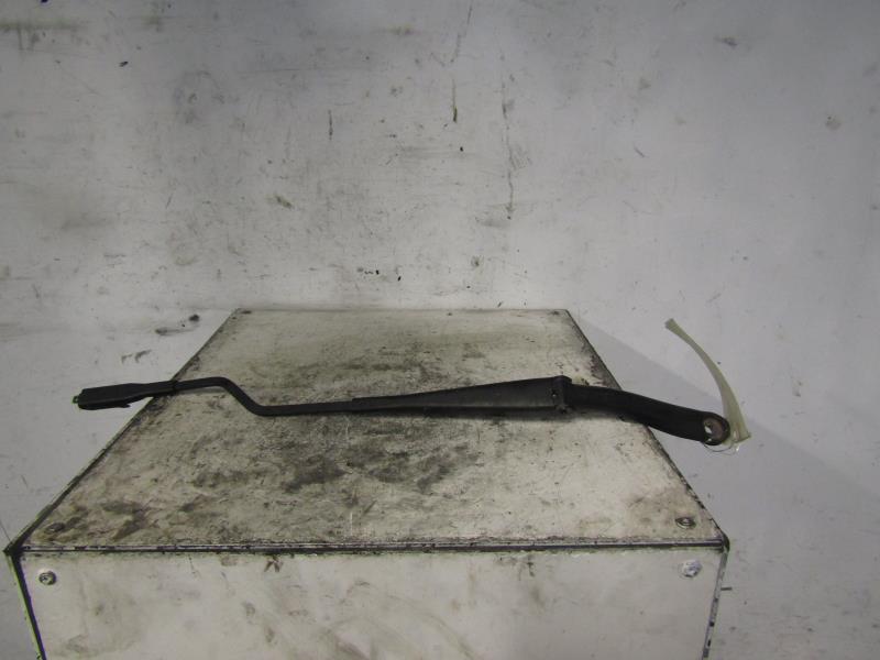 Braccio tergicristallo anteriore sinistro FIAT GRANDE PUNTO Diésel - 1