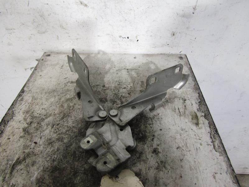 Charniere de capot RENAULT LAGUNA 2 PHASE 1 Diesel - 1