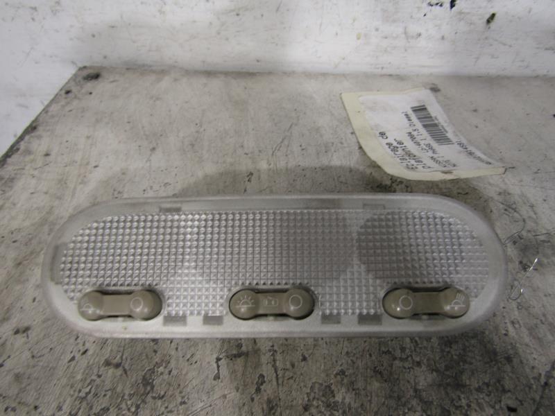 Eclairage de plafonnier NISSAN NOTE 1 PHASE 1 Diesel - 1