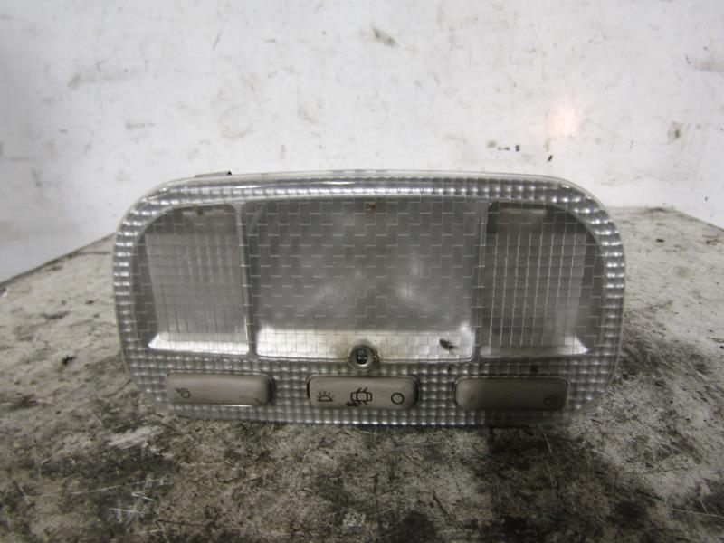 Luce di cortesia PEUGEOT 3008 1 PHASE 1 Diésel - 1