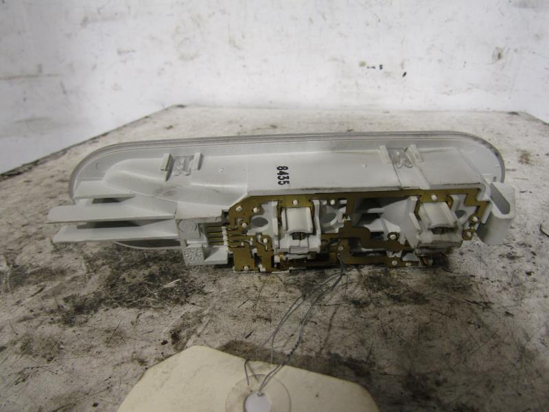 Eclairage de plafonnier RENAULT CLIO 3 PHASE 1 Diesel - 1
