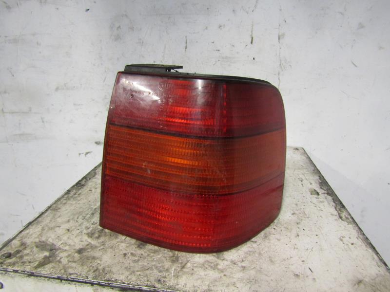 Fanale posteriore principale destro (luci) VOLKSWAGEN PASSAT 4 PHASE 1 BREAK Diésel - 1
