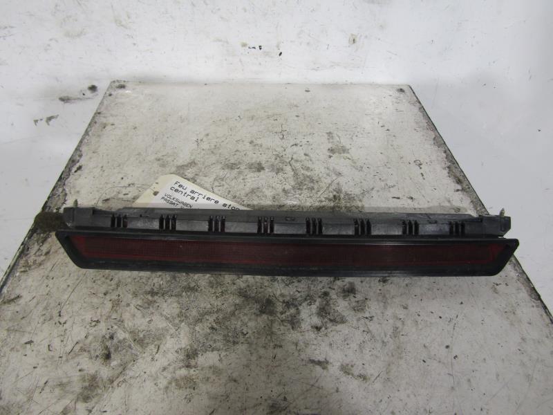 Luce stop centrale VOLKSWAGEN PASSAT 4 PHASE 1 BREAK Diésel - 1