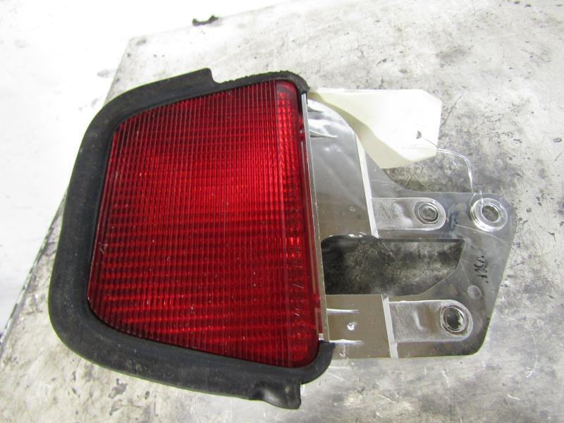 Luce stop centrale TOYOTA AVENSIS 2 PHASE 2 Diésel - 1