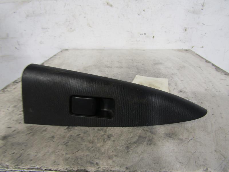 Interruttore lavacristalli posteriore destro NISSAN NOTE 1 PHASE 1 Diésel - 1