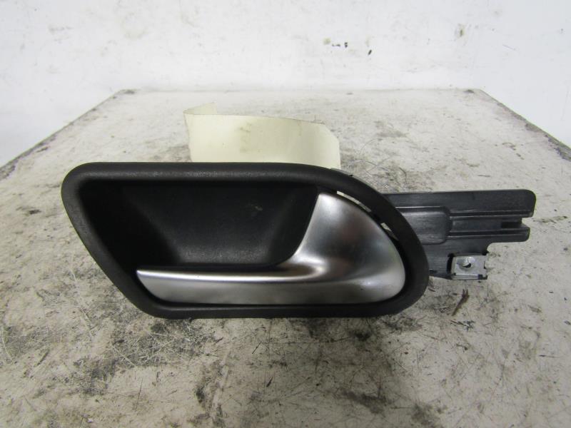 Maniglia interna posteriore destra VOLKSWAGEN GOLF 5 Diésel - 1