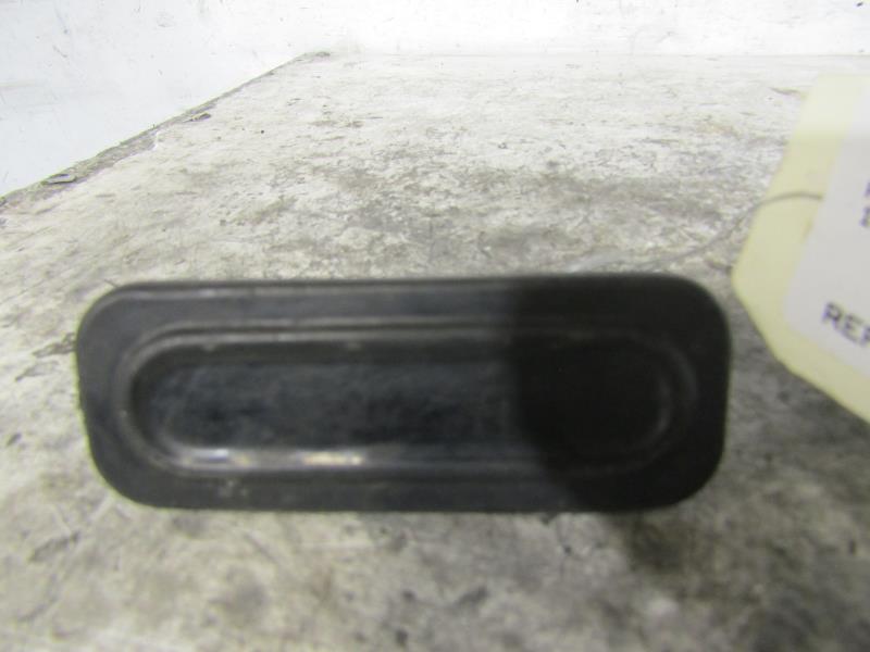 Pulsante del bagagliaio PEUGEOT 1007 Gasolina - 1