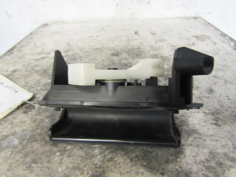 Pulsante del bagagliaio TOYOTA COROLLA 10 PHASE 2 Diésel - 1