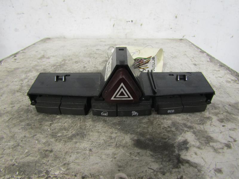 Bouton de warning OPEL CORSA D PHASE 2 Diesel - 1