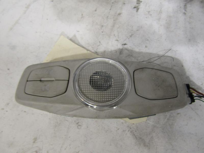 Eclairage de plafonnier FORD MONDEO 3 PHASE 2 BREAK Diesel - 1
