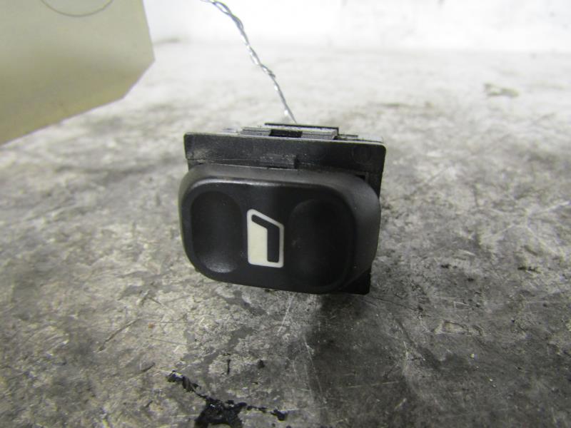 Interruttore lavacristalli posteriore sinistro CITROEN XSARA PICASSO PHASE 2 Diésel - 1