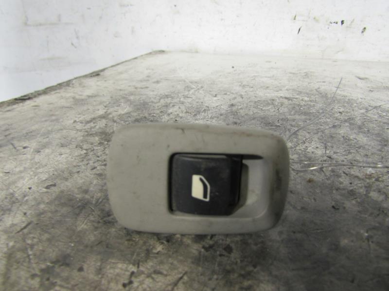 Interruttore lavacristalli posteriore sinistro CITROEN C5 1 PHASE 2 BREAK Diésel - 1