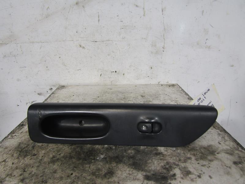 Interruttore lavacristalli anteriore destro RENAULT LAGUNA 1 PHASE 2 BREAK Diésel - 1