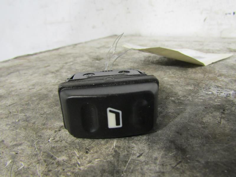 Interruttore lavacristalli anteriore destro CITROEN XSARA PICASSO PHASE 2 Diésel - 1