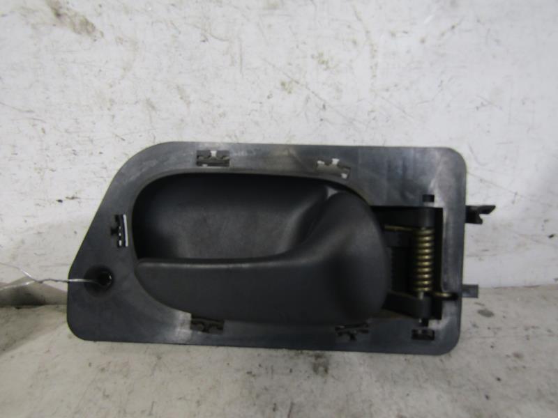 Maniglia interna posteriore destra RENAULT LAGUNA 1 PHASE 2 BREAK Diésel - 1