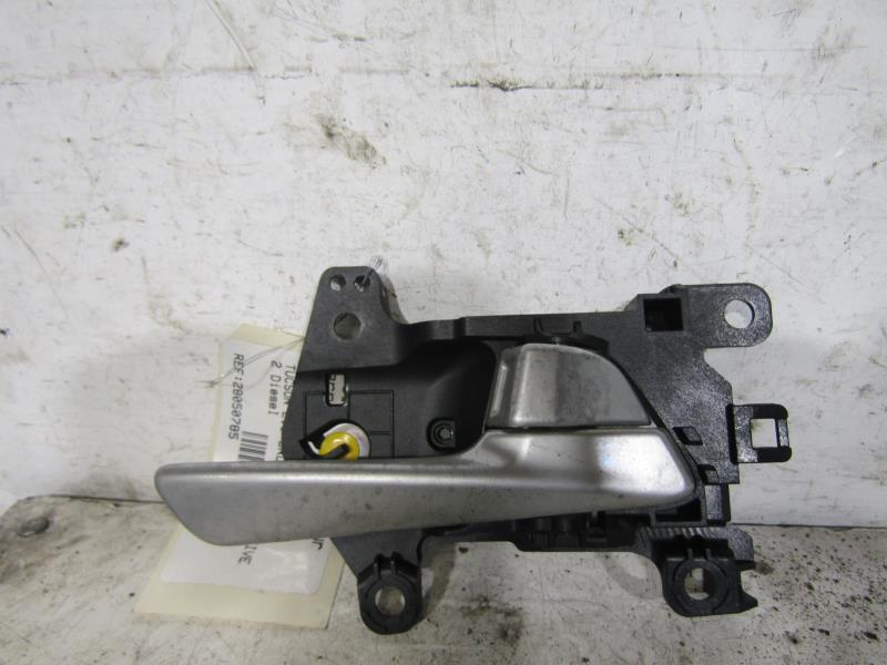 Maniglia interna posteriore destra HYUNDAI TUCSON 2 PHASE 1 Diésel - 1