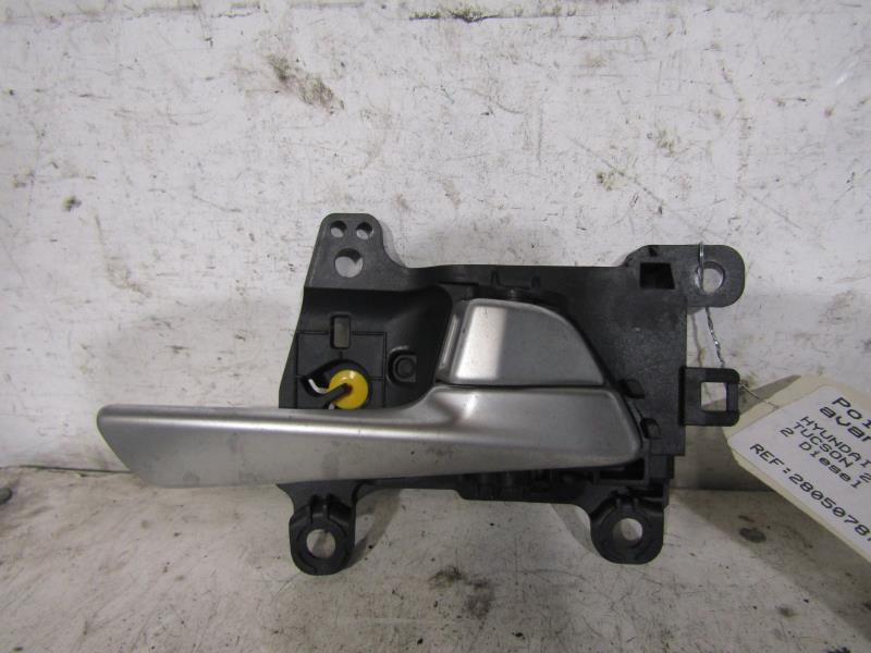 Maniglia interna anteriore destra HYUNDAI TUCSON 2 PHASE 1 Diésel - 1