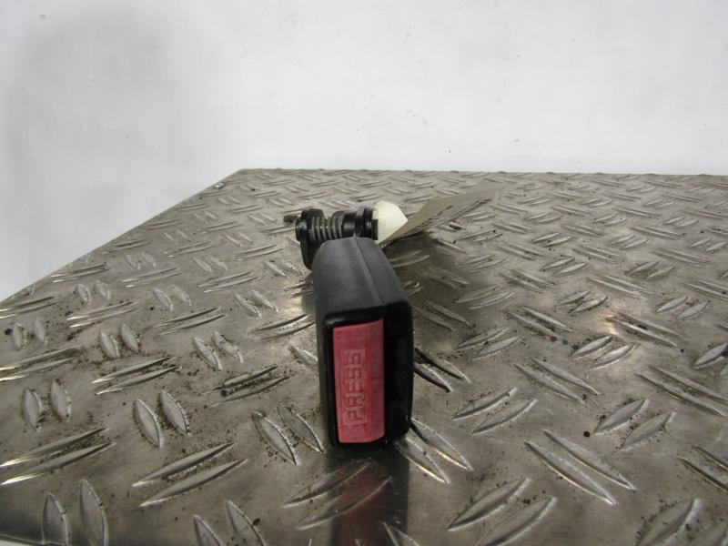 Aggancio cintura sicurezza posteriore destro PEUGEOT 307 PHASE 1 CABRIOLET Gasolina - 1