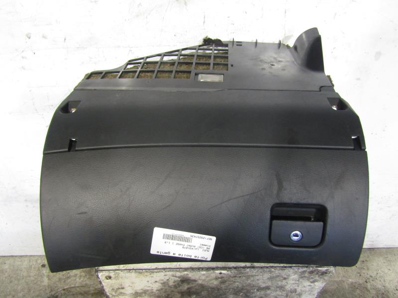 Boite a gants AUDI A6 2 PHASE 1 Diesel - 1