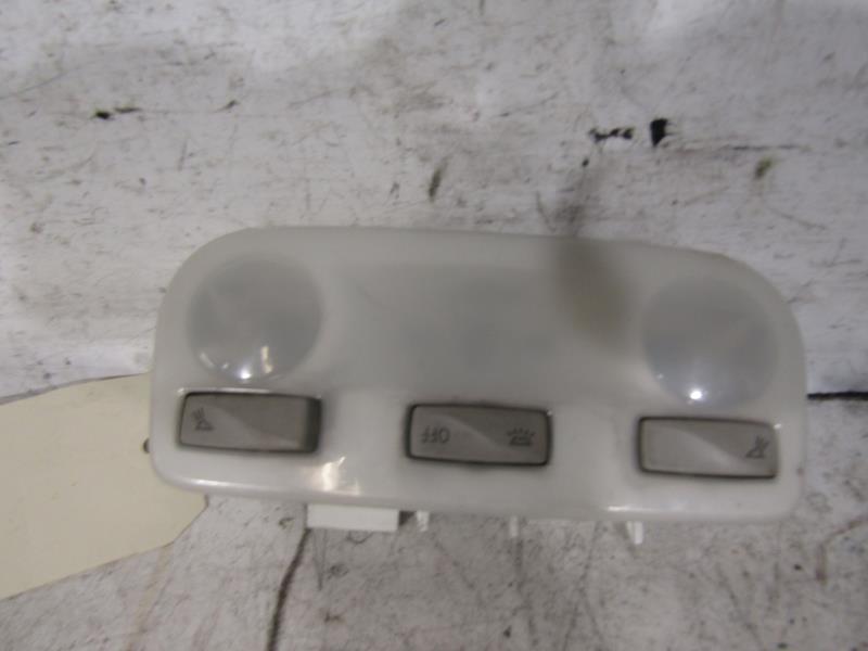 Eclairage de plafonnier RENAULT CLIO 4 PHASE 1 BREAK Diesel - 1