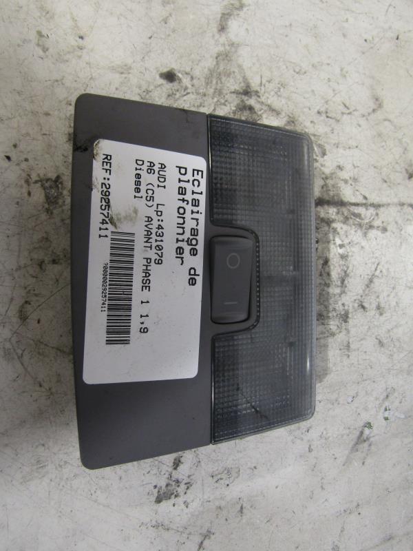 Eclairage de plafonnier AUDI A6 2 PHASE 1 Diesel - 1