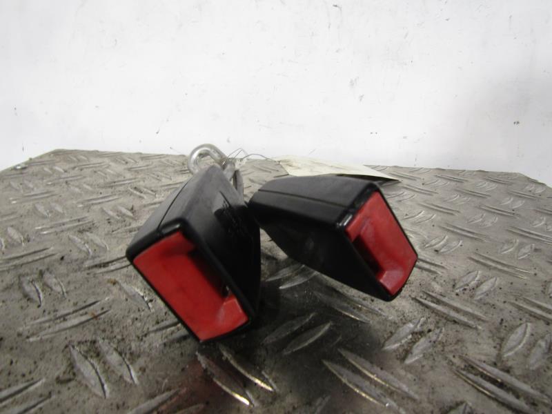 Aggancio cintura sicurezza posteriore sinistro SEAT TOLEDO 2 Diésel - 1