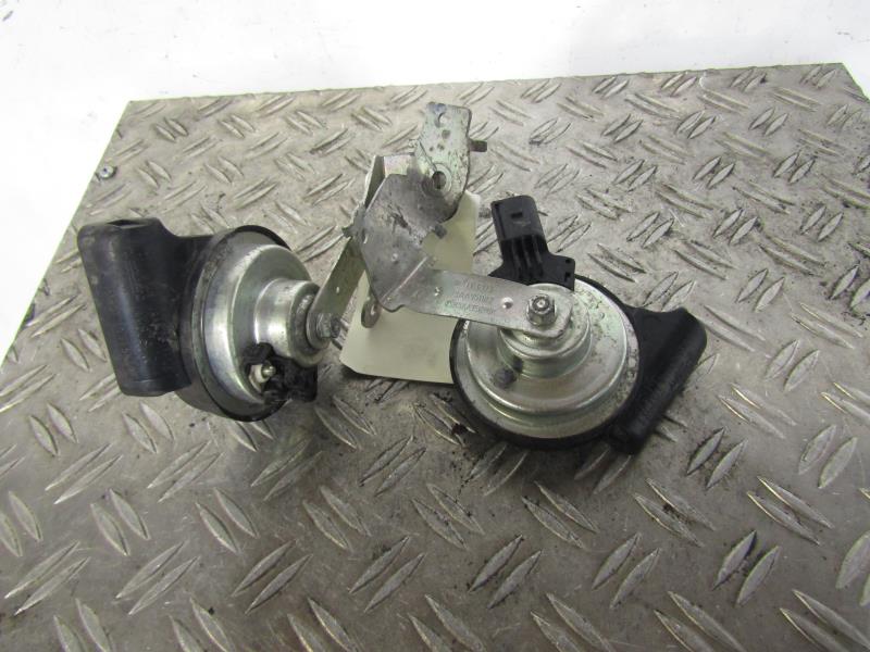 Tromba/Clacson VOLKSWAGEN PASSAT 6 Diésel - 1