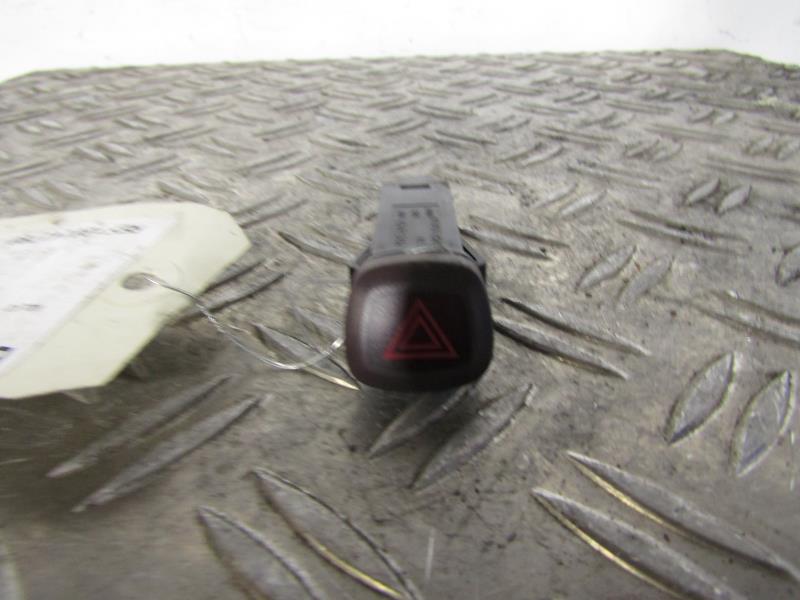 Bouton de warning VOLVO S 80 1 PHASE 1 Diesel - 1