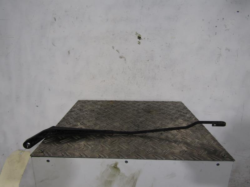 Braccio tergicristallo anteriore destro VOLKSWAGEN GOLF 3 Diésel - 1