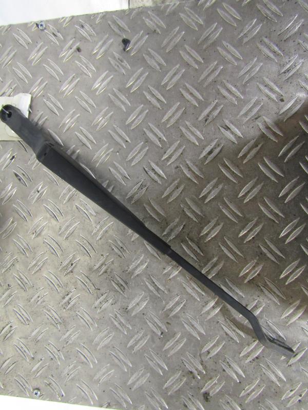 Braccio tergicristallo anteriore sinistro VOLKSWAGEN CADDY 2 Diésel - 1