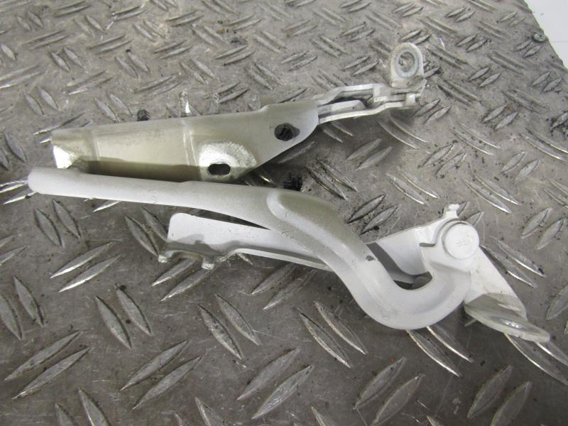 Charniere de capot CITROEN C3 PICASSO PHASE 1 Diesel - 1