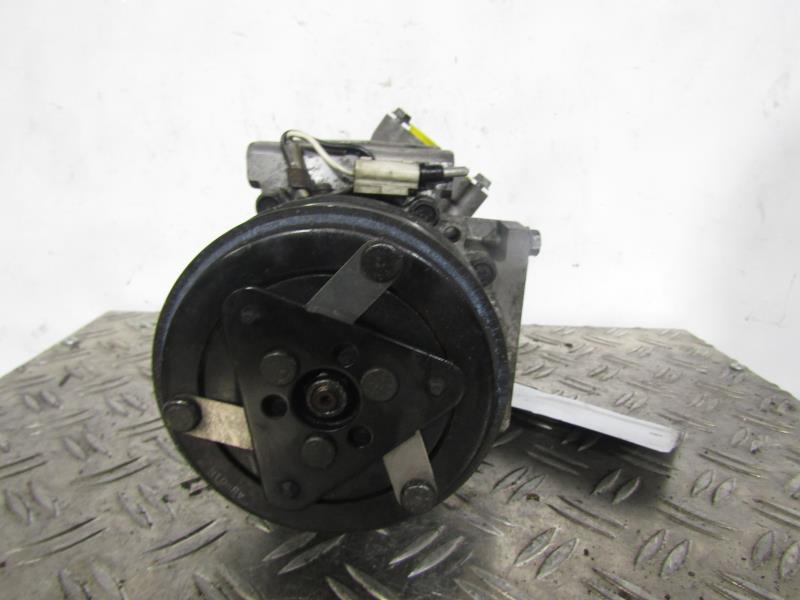 Compresseur clim RENAULT CLIO 2 PHASE 1 Essence - 1