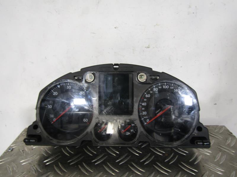 Compteur VOLKSWAGEN PASSAT 5 Diesel - 1
