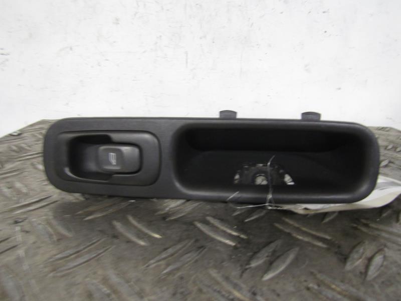Interruttore lavacristalli posteriore sinistro VOLVO S 80 1 PHASE 1 Diésel - 1