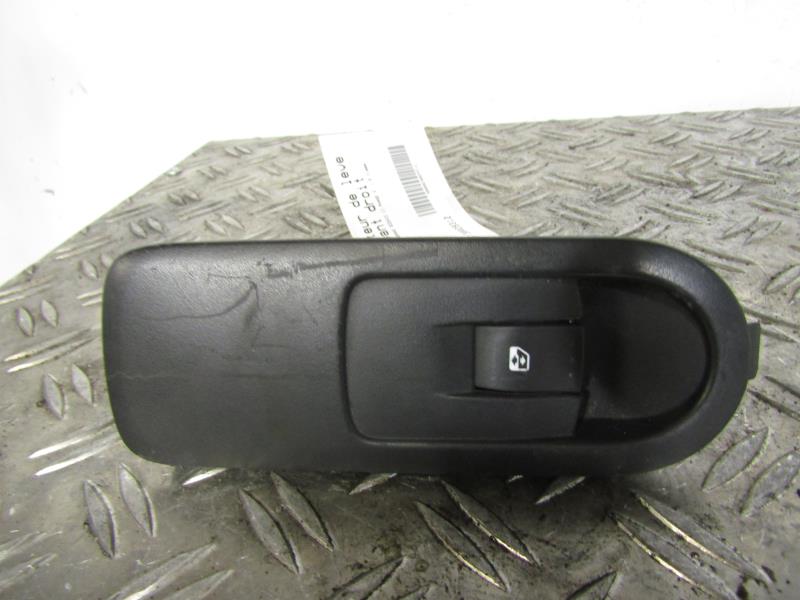 Interruttore lavacristalli anteriore destro RENAULT GRAND SCENIC 2 PHASE 2 Diésel - 1
