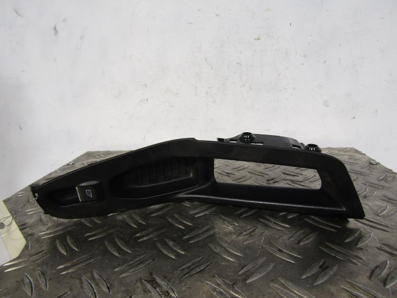 Interruttore lavacristalli anteriore destro FORD FIESTA 6 PHASE 2 Diésel - 1