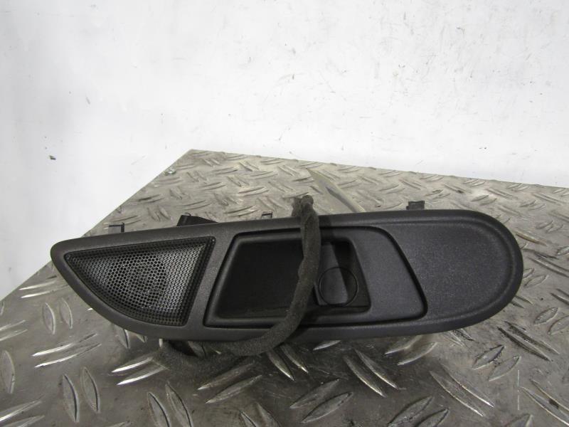 Maniglia interna anteriore destra FORD FIESTA 6 PHASE 2 Diésel - 1