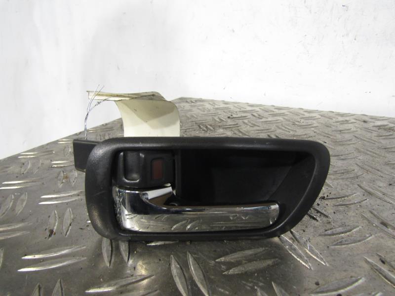 Maniglia interna anteriore sinistra TOYOTA COROLLA VERSO 2 PHASE 1 Diésel - 1