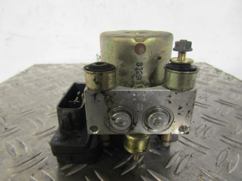 Blocco ABS (antibloccaggio freni) SUZUKI GRAND VITARA 1 Diésel - 1