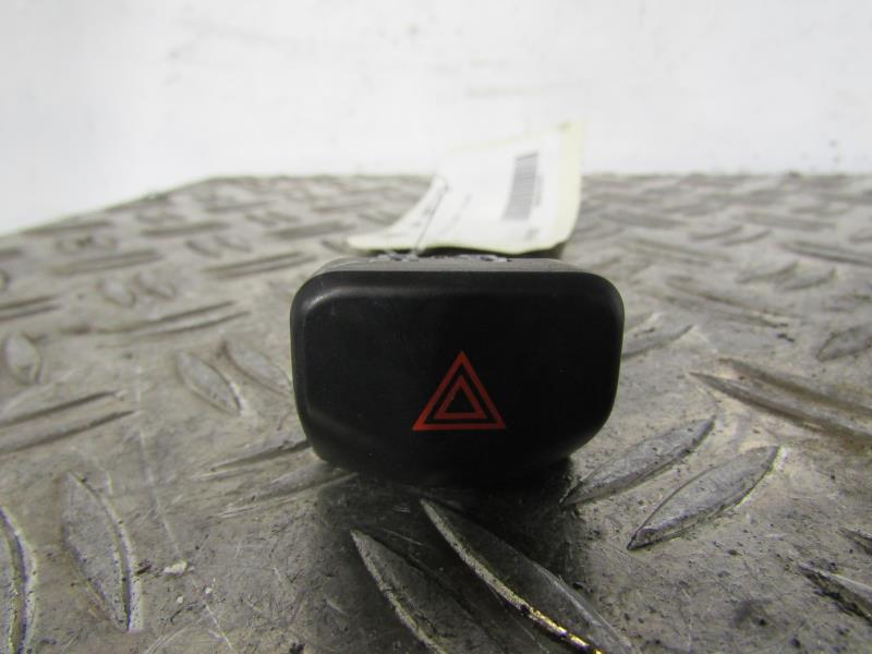 Bouton de warning NISSAN NOTE 1 PHASE 1 Diesel - 1